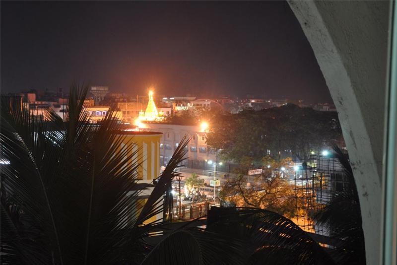 Sharan Hotel Shirdi Exterior photo